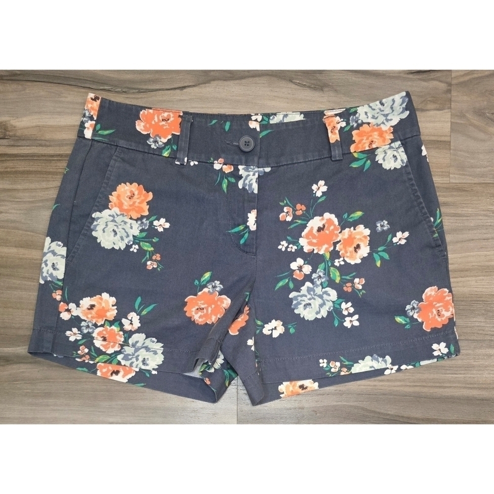 Vibrant Floral Loft Shorts - The Ultimate Feel Good Fit for Summer!